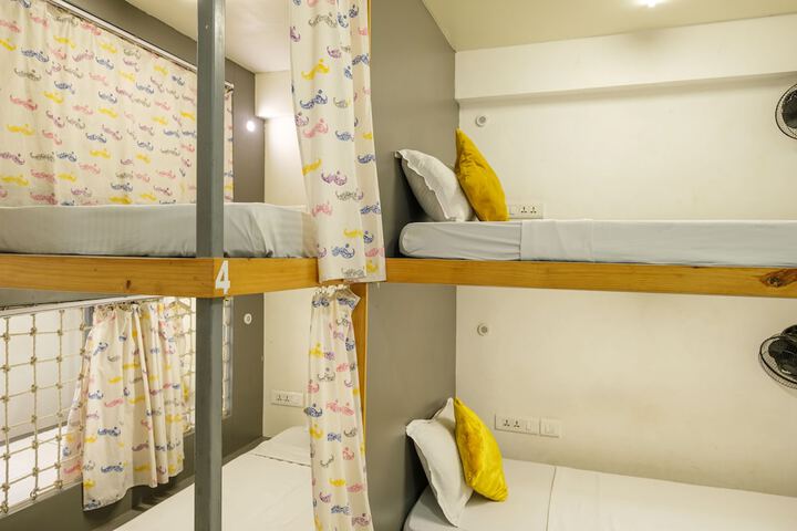 Room 21 of 75
