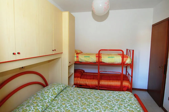Room 3 of 14