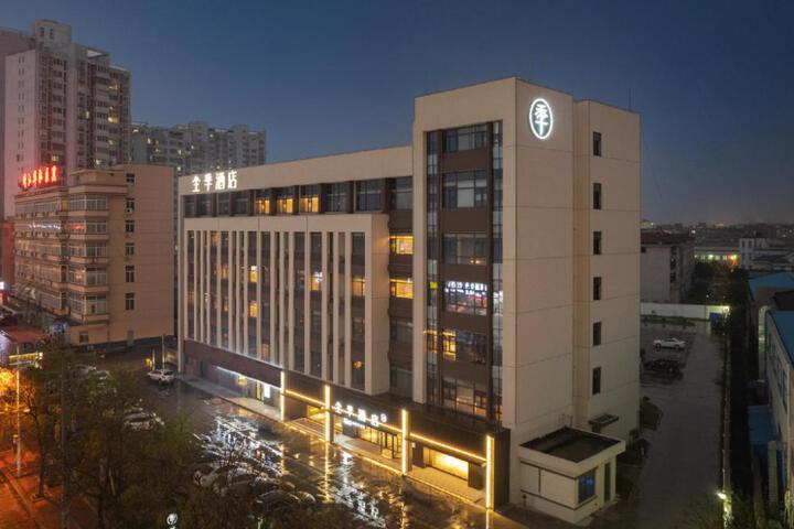 JI Hotel Jingjiang Bus Station
