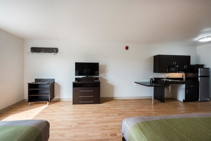 Room 11 of 35
