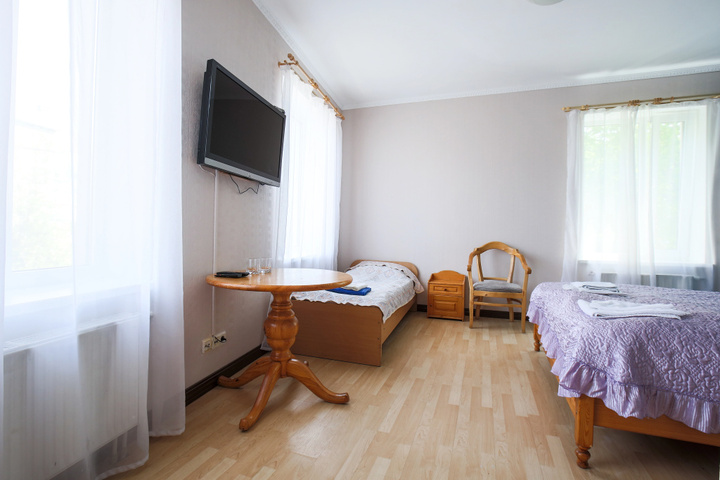 Room 2 of 12