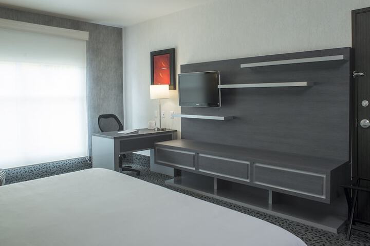Room 10 of 67