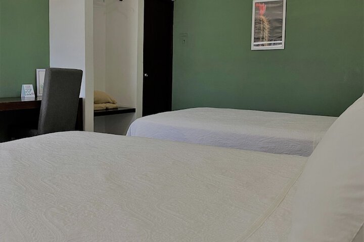 Room 8 of 42