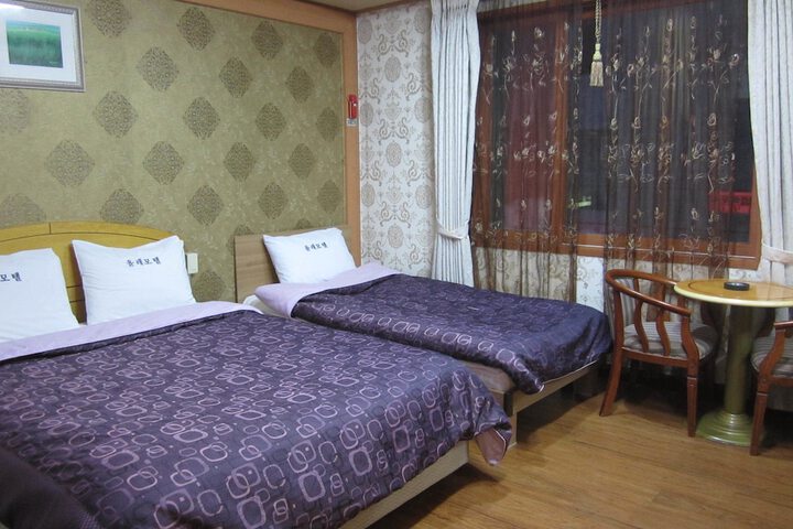 Room 21 of 36