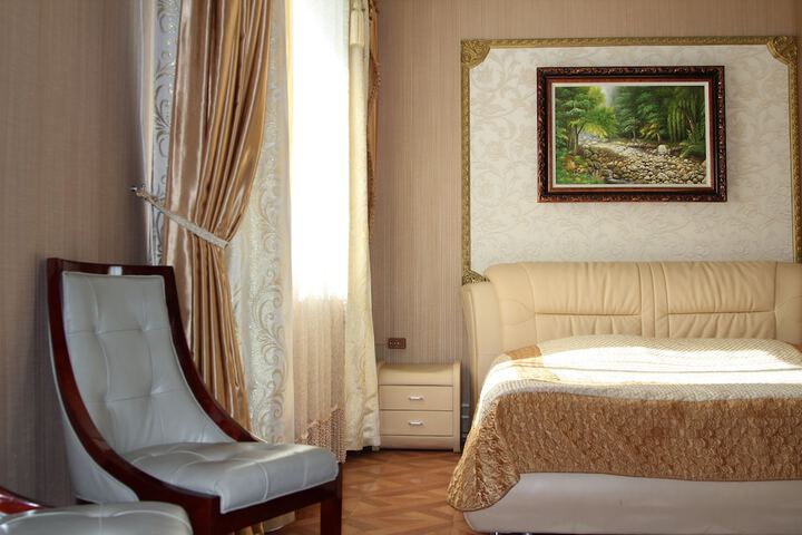 Room 16 of 68