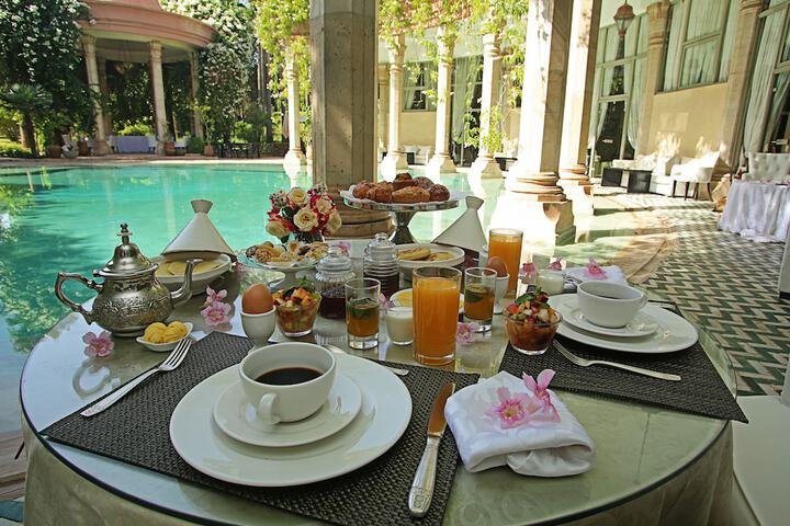 Breakfast/Coffee Service 48 of 50