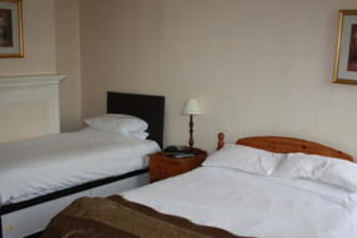 Room 7 of 23