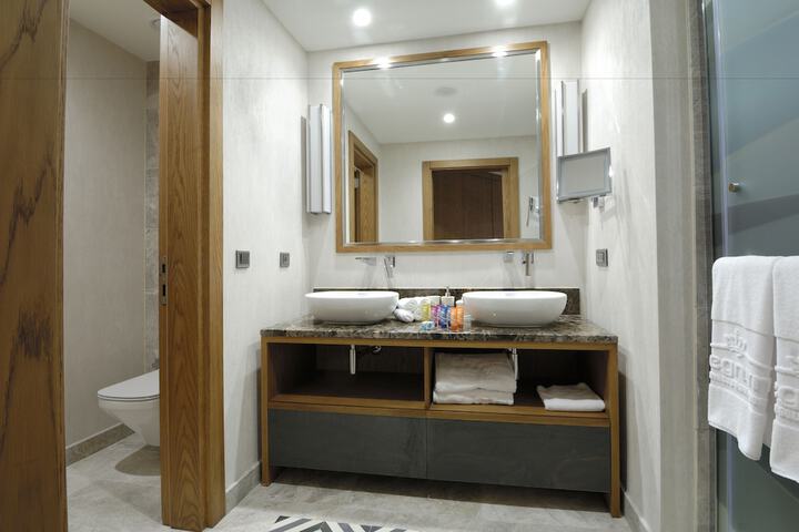 Clean Restrooms