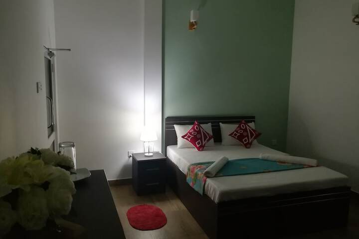 Room 2 of 26