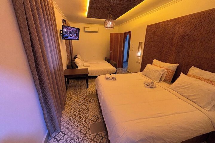 Room 15 of 50