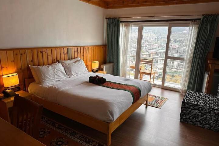 Room 11 of 22