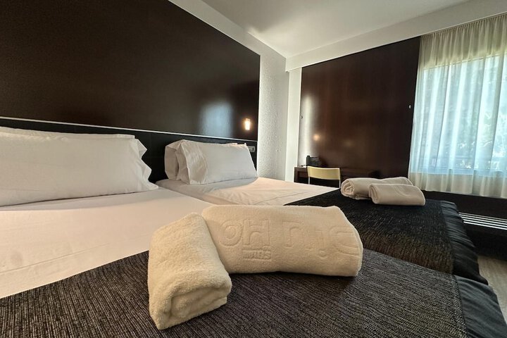 Room 8 of 53
