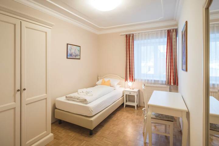 Room 21 of 78