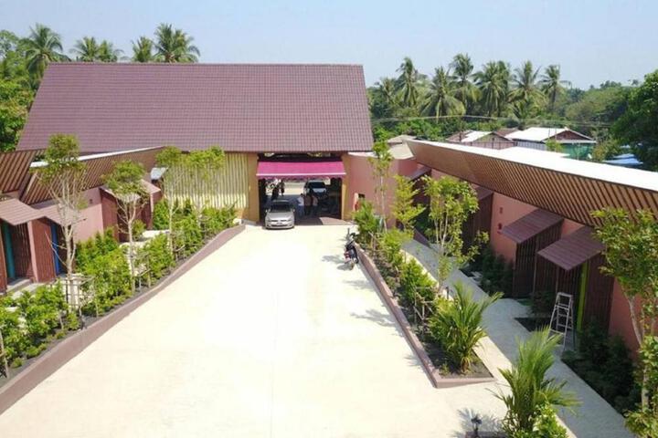 Myint Mo hotel