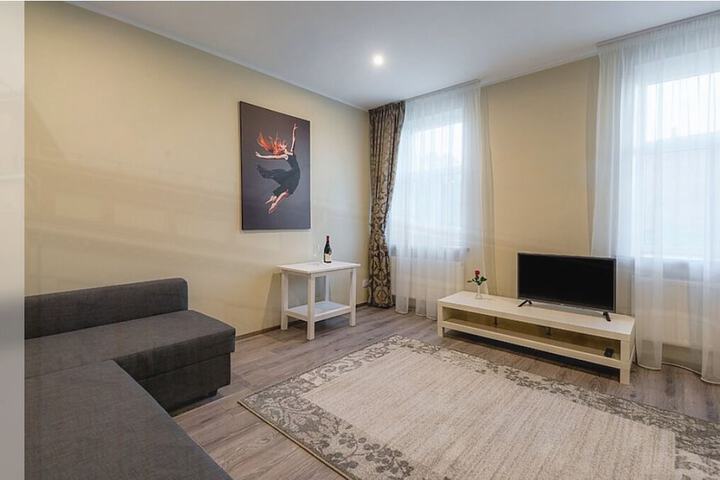 Room 21 of 45