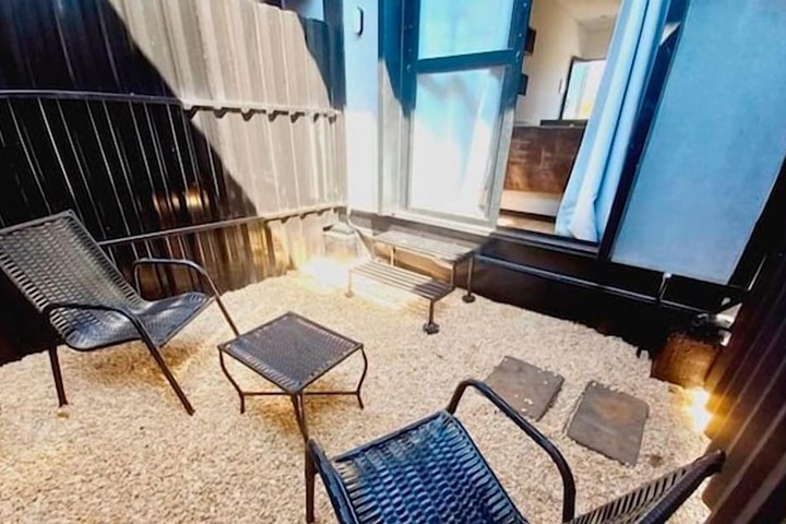 Room 26 of 35