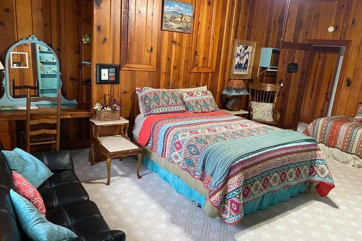 Room 13 of 51