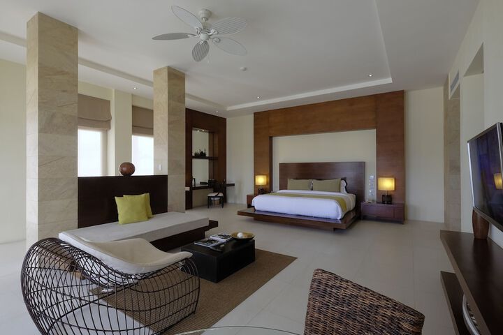 Room 25 of 183