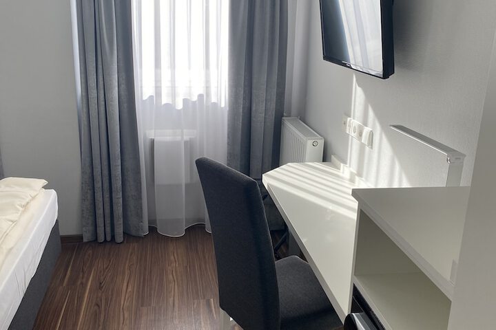 Room 47 of 78