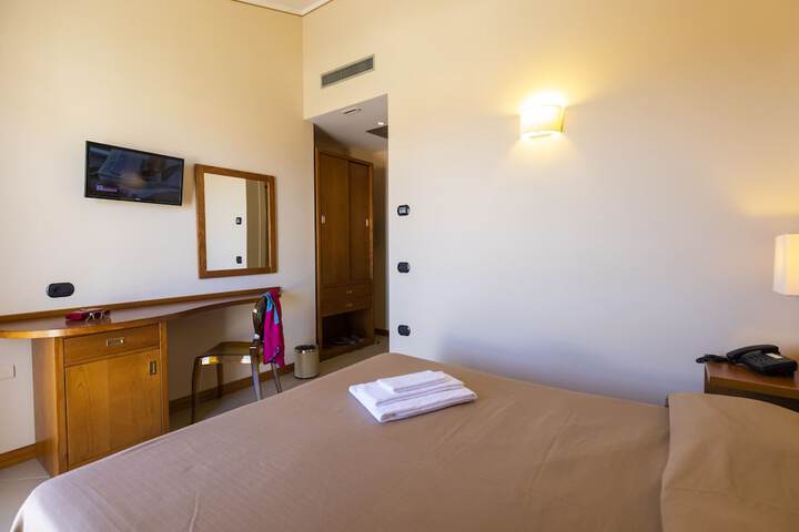 Room 25 of 71