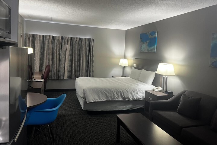 Room 14 of 43
