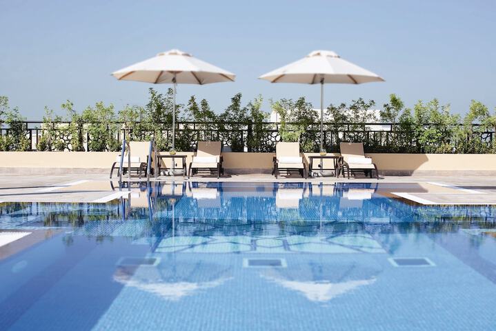 Pool Hotel