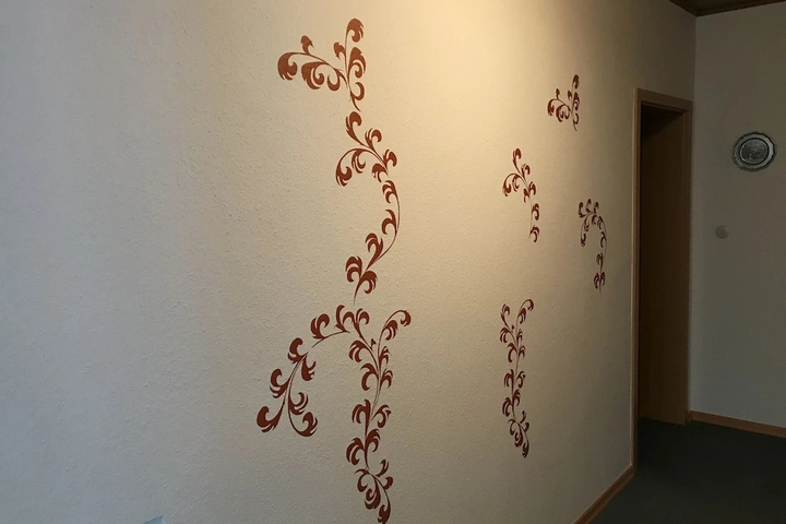 Room 6 of 9