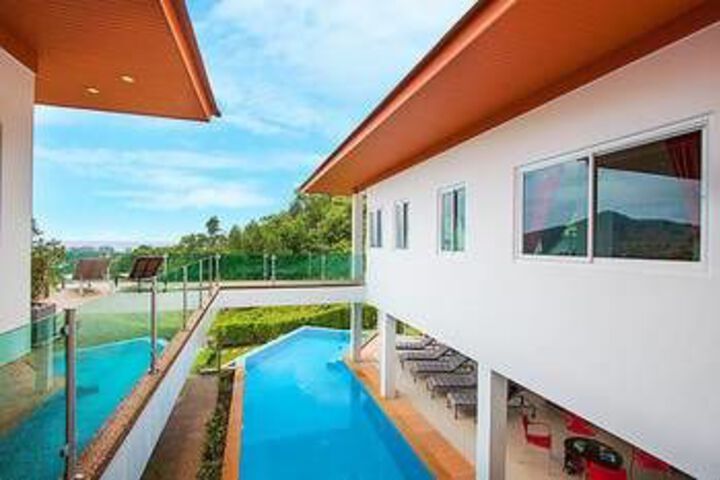 Pool 41 of 50