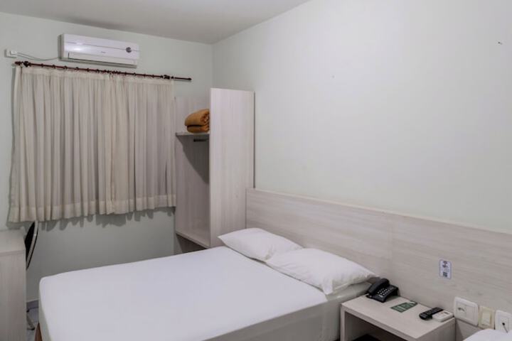 Room 9 of 45