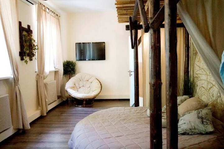 Room 16 of 41
