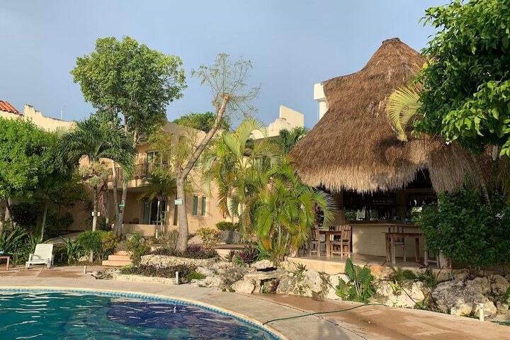 Pools & Facilities