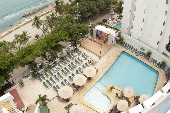 Pools & Facilities