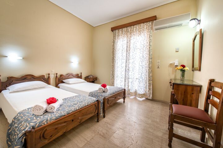 Room 5 of 37