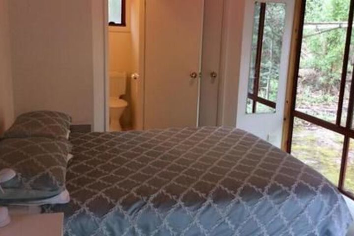 Room 4 of 15