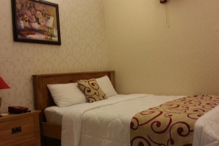 Room 11 of 51