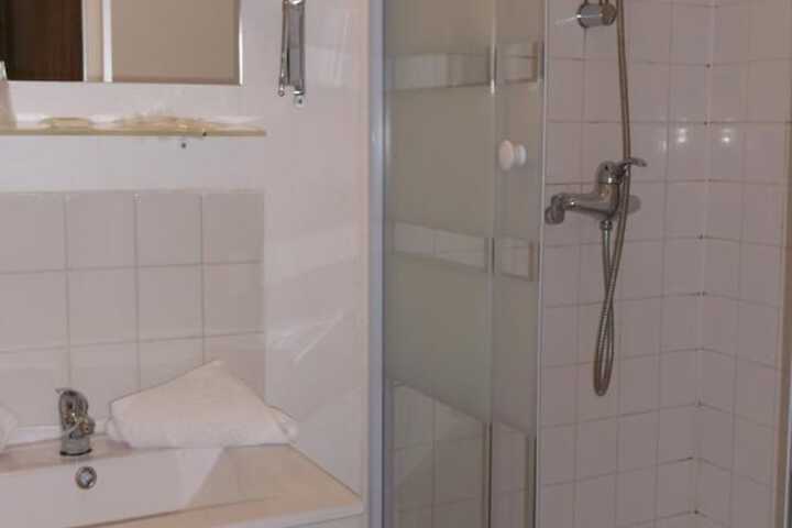 Room 20 of 32