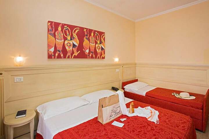 Room 9 of 45