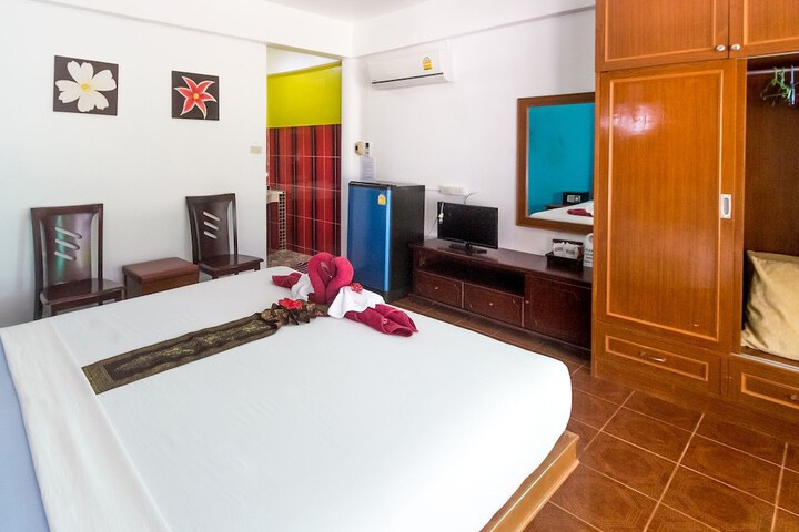 Room 17 of 145