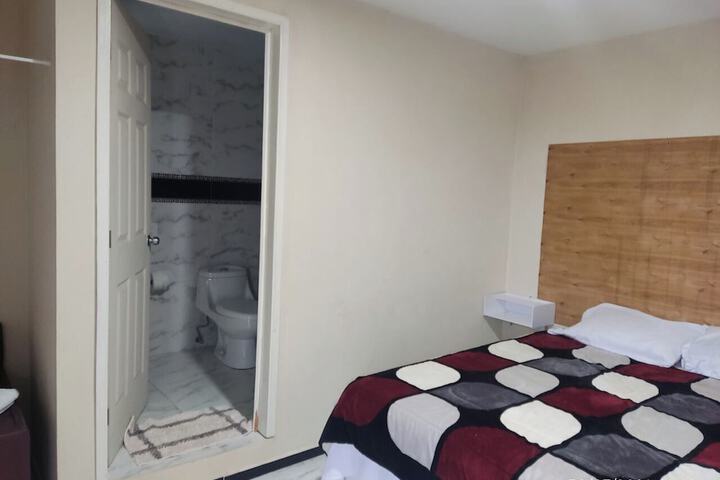 Room 6 of 47