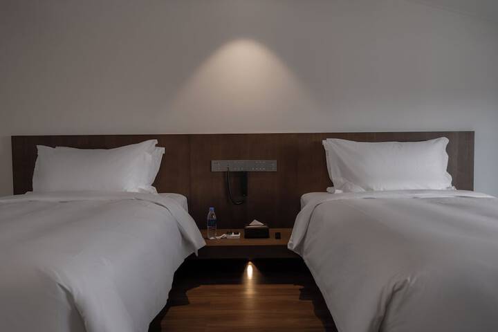 Room 20 of 86