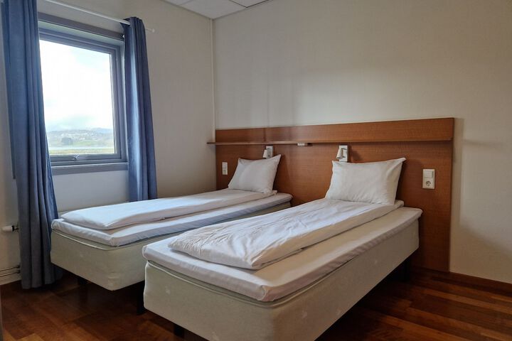 Room 15 of 40