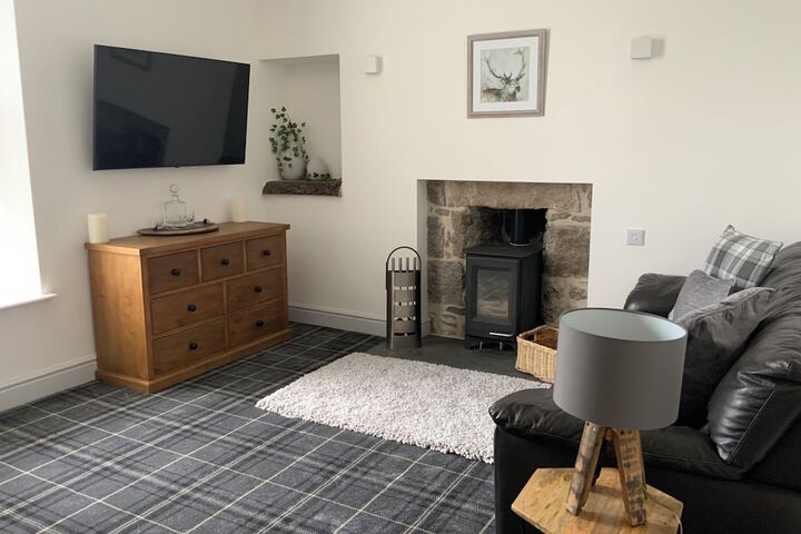 Room 2 of 67