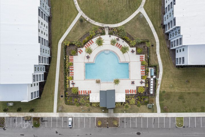 Hotel 87 of 89