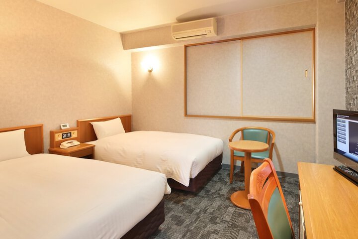 Room 19 of 45