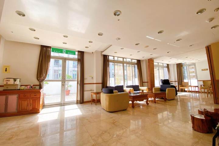 Hotel Interior 3 of 29