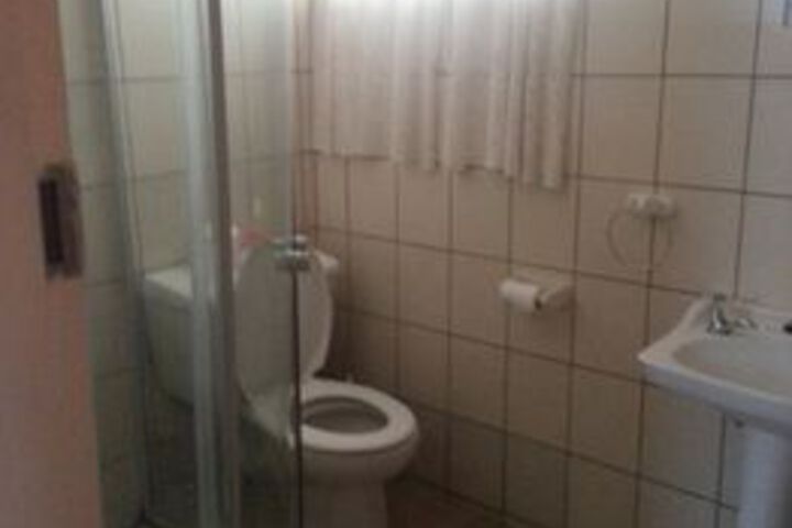 Room 4 of 26
