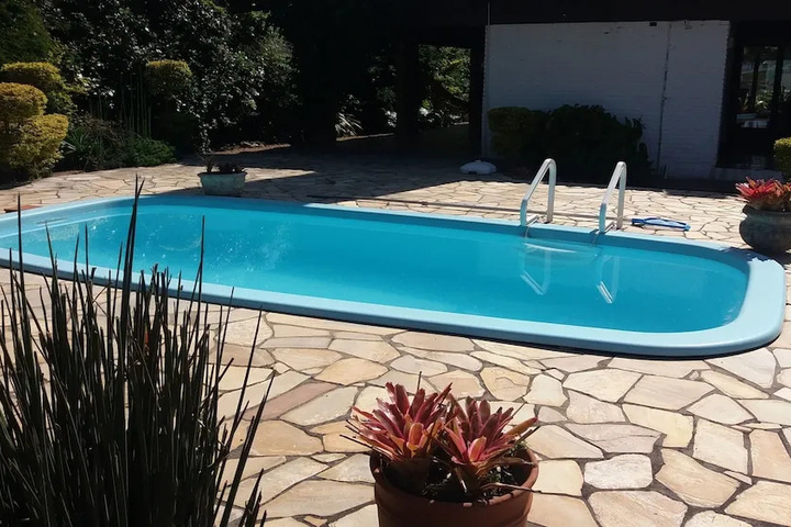 Pool 14 of 22