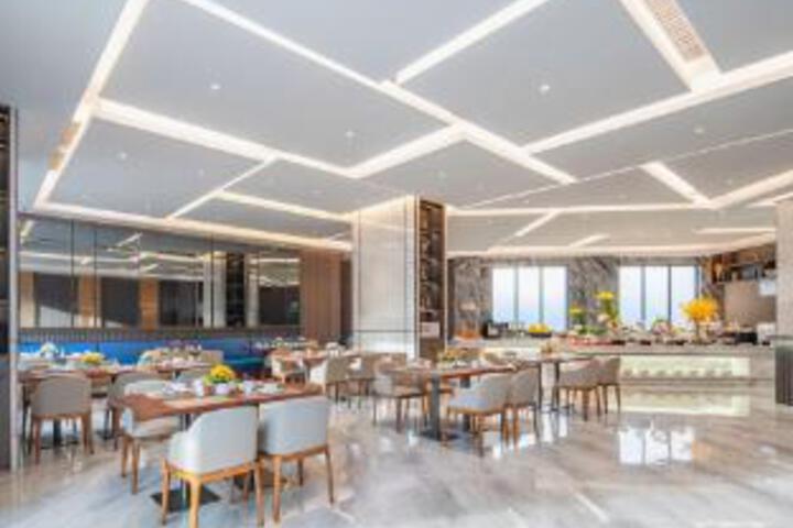 Vienna Hotel (Huawei Europe Town store in Songshan Lake)