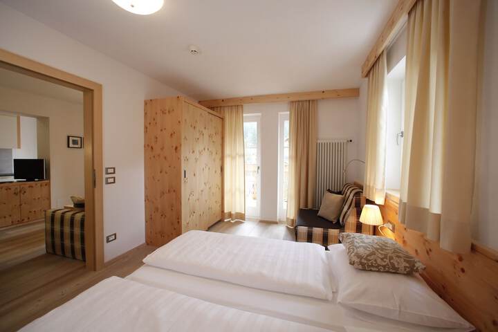 Room 14 of 85