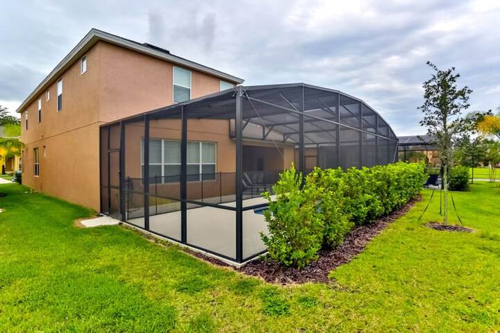 Property Grounds 27 of 30